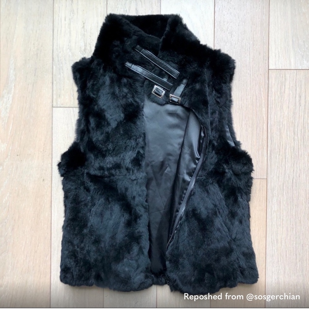 Elegant Black Faux Fur Vest